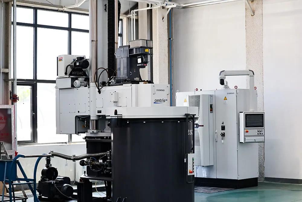 申克超速(su)試驗(yàn)檯(tai)